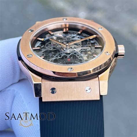 yeni hublot saati.